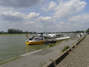 Düss Rhein a 15-06-25