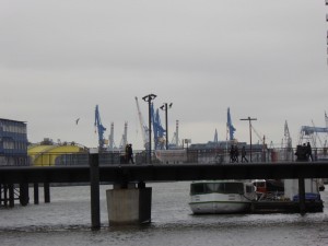 HH 74 P1050321 Hafen Kräne